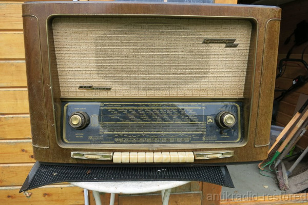 Grundig 5040 W/3D(1)